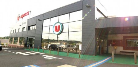 Surface commerciale-MARCHE U