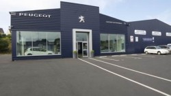 Garage automobile PEUGEOT
