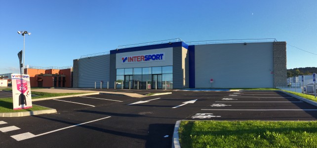 REALISATION CLOS COUVERT INTERSPORT TOURLAVILLE REALISATION CLOS COUVERT INTERSPORT TOURLAVILLE