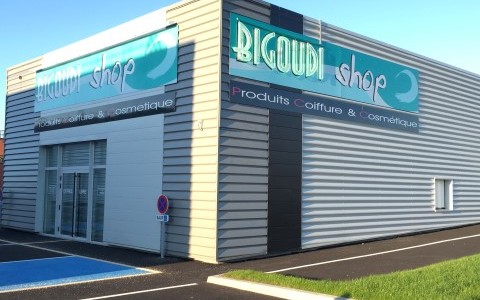 CONSTRUCTION D’UNE CELLULE COMMERCIALE CONSTRUCTION D’UNE CELLULE COMMERCIALE